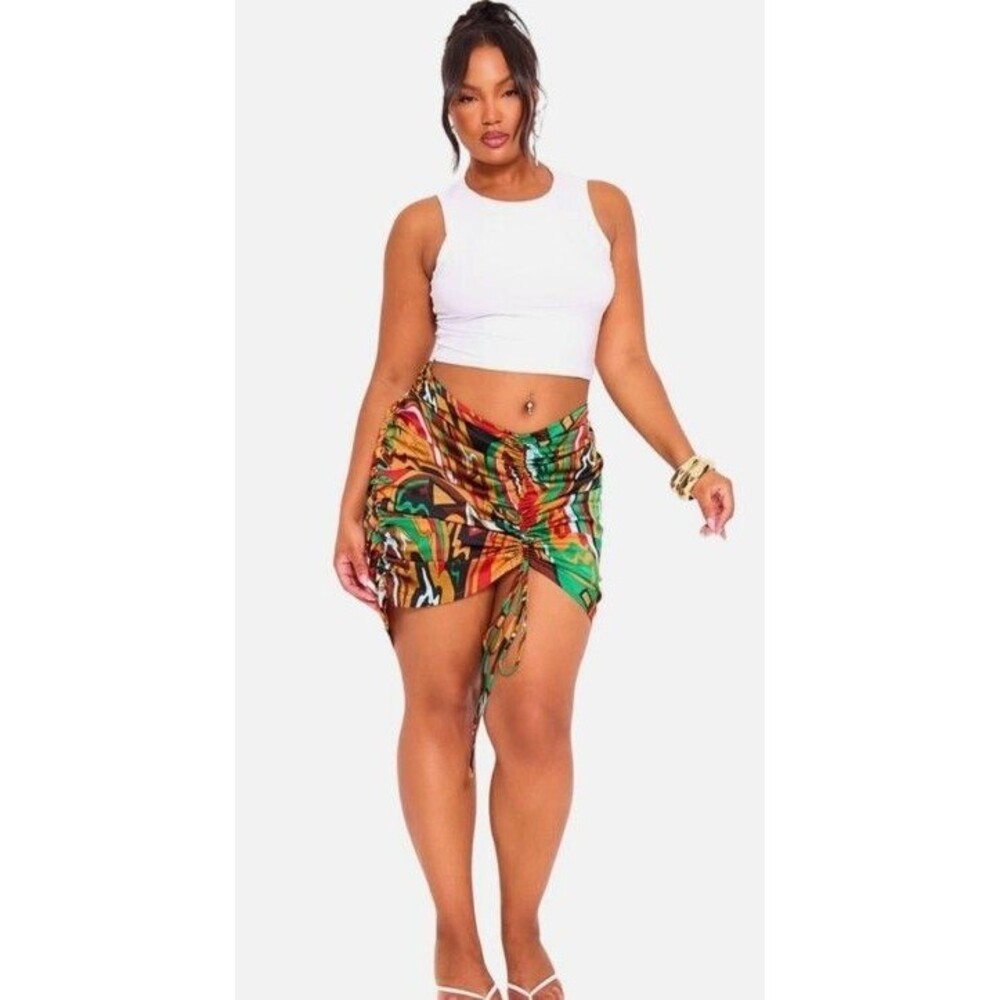 NWT PrettyLittleThing Skirt Plus Size US 22 XXL Ruched Front Abstract Print 2XL - Picture 2 of 10